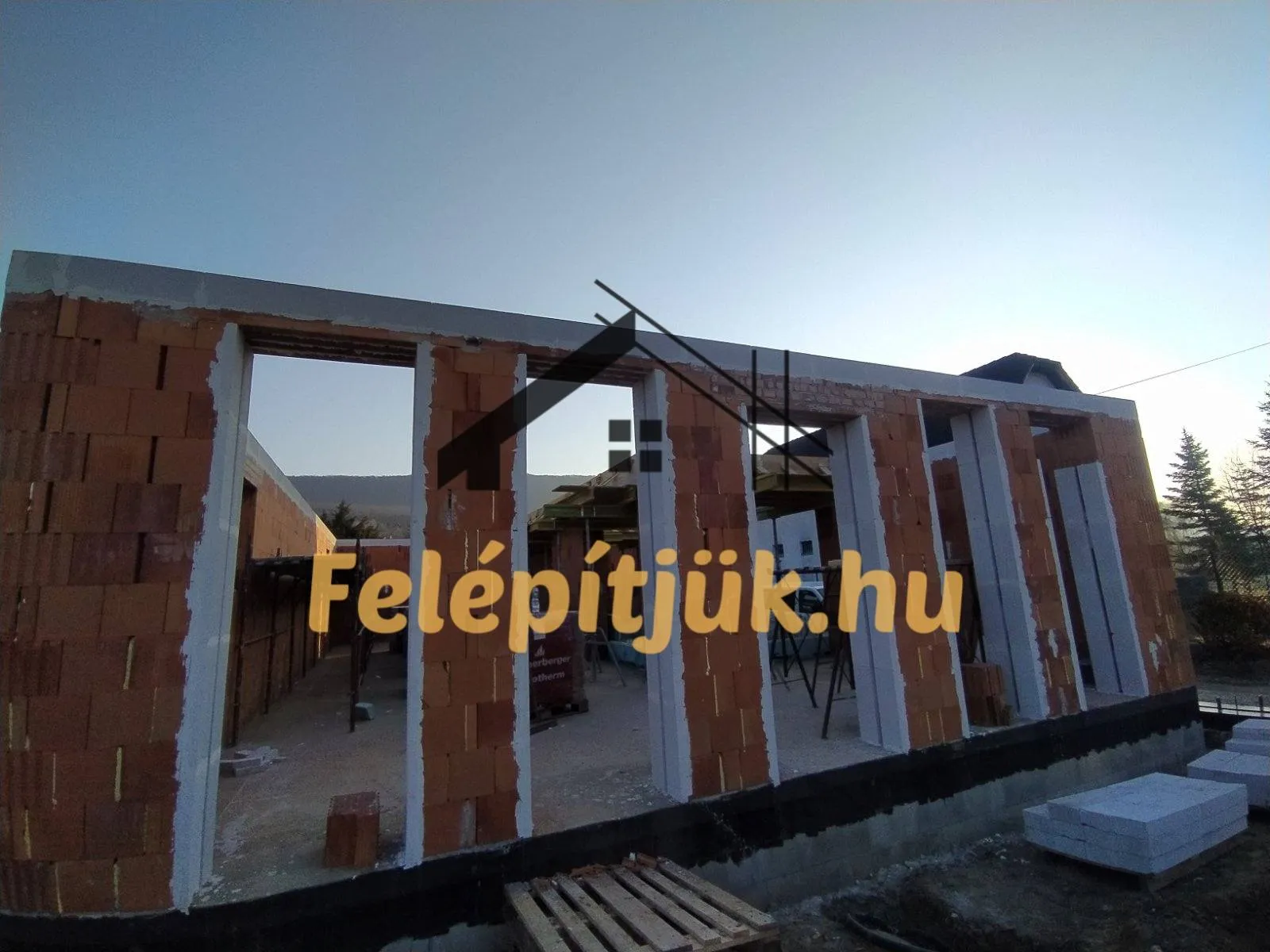 Pilisszántó — Családi ház szerkezetépítés — 15. kép