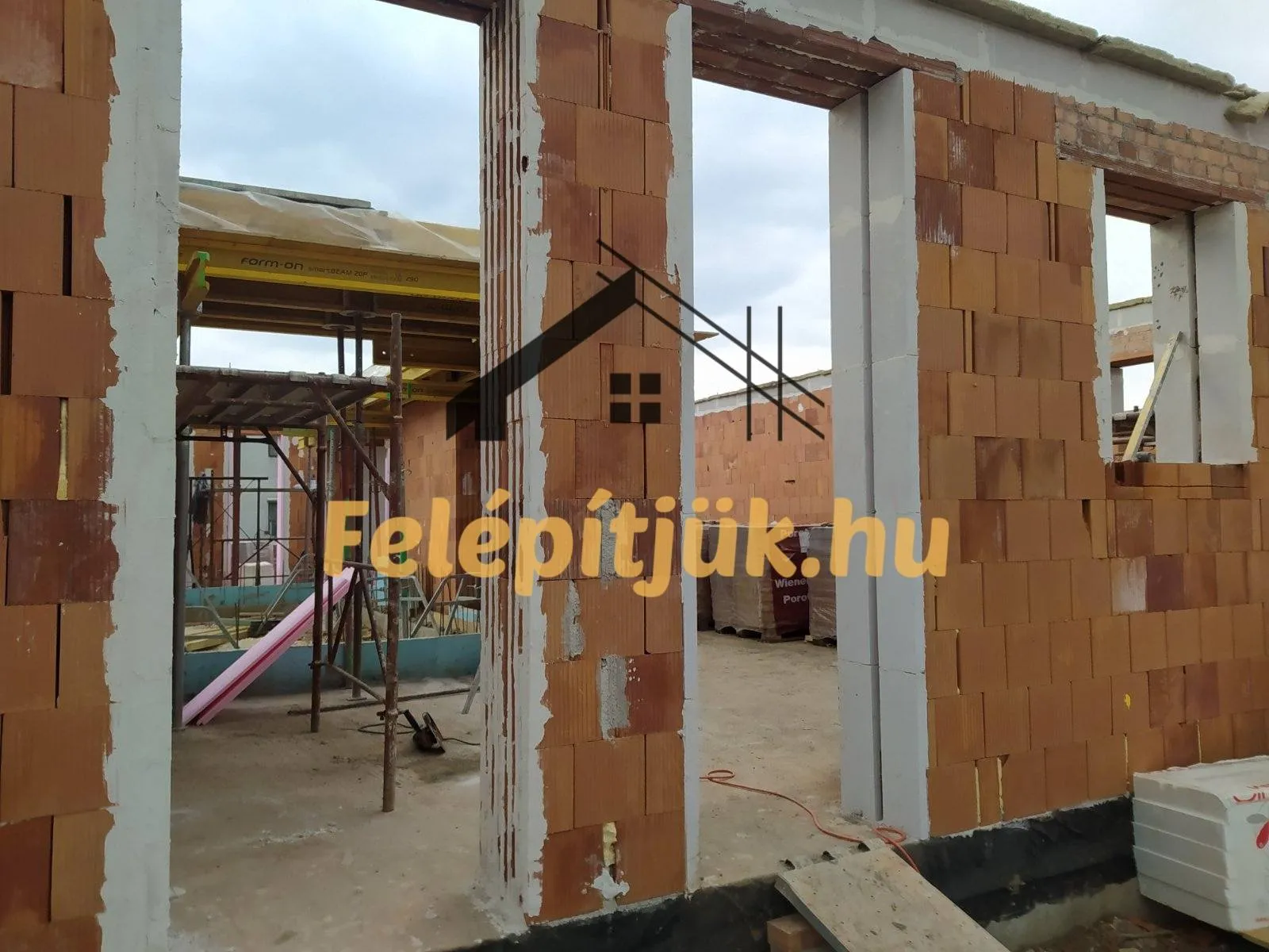 Pilisszántó — Családi ház szerkezetépítés — 24. kép